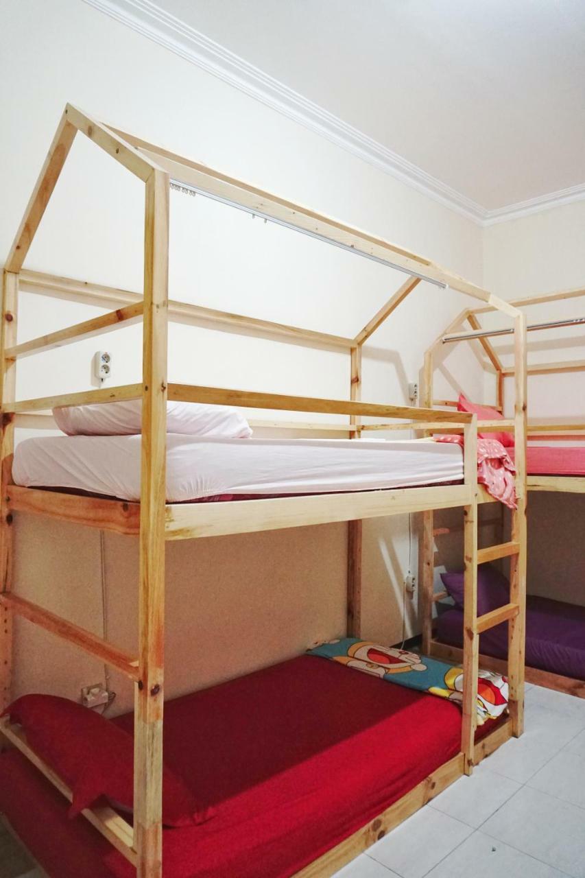 Green Surabaya Homey Екстериор снимка