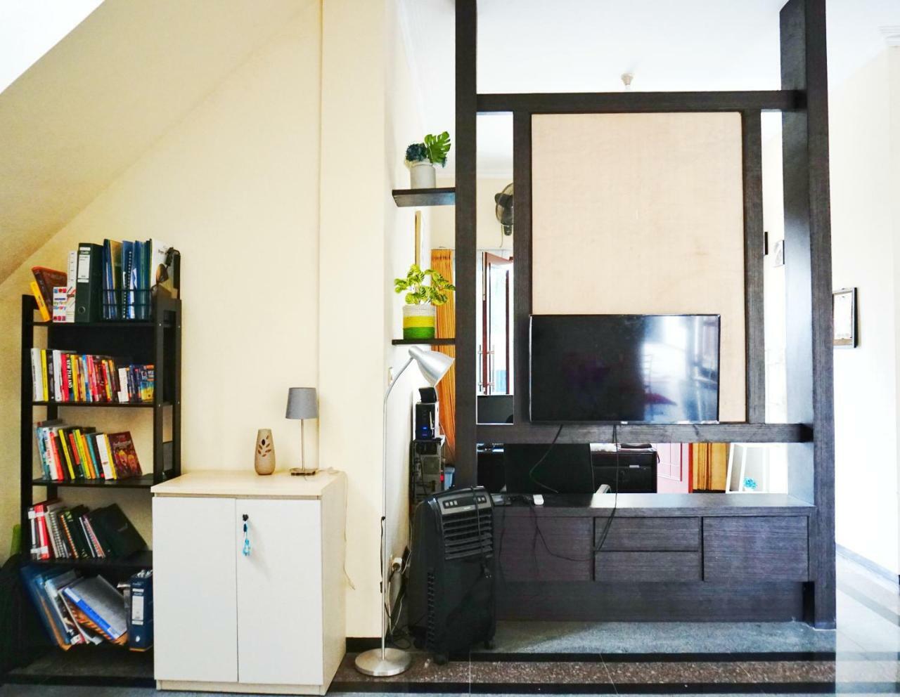 Green Surabaya Homey Екстериор снимка